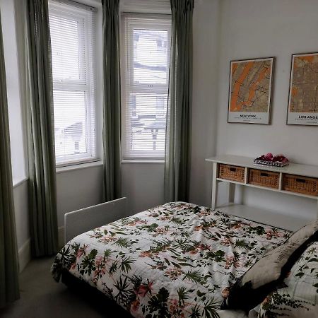 בורנמות' Entire Floor 2 Bedrooms On Westcliff מראה חיצוני תמונה